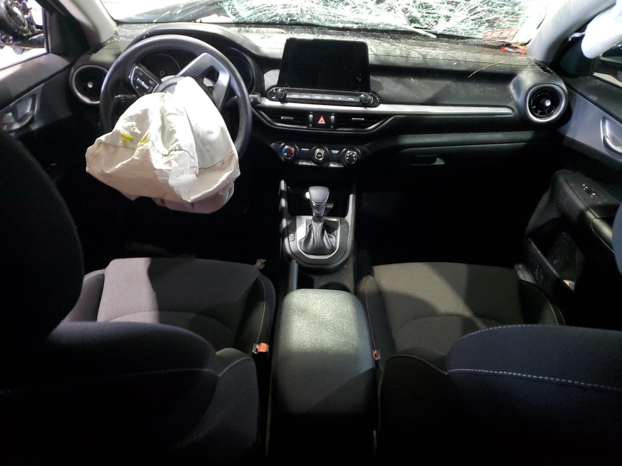 2022 KIA FORTE FE VIN:3KPF24AD5NE430537