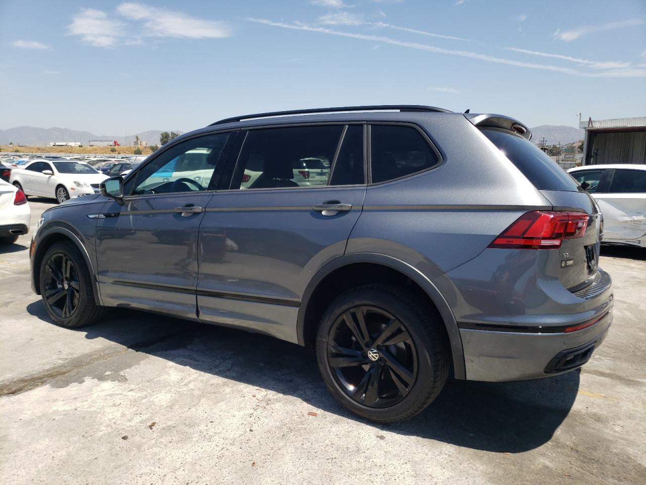 2024 VOLKSWAGEN TIGUAN SE R-LINE BLACK VIN:3VVCB7AX4RM099719