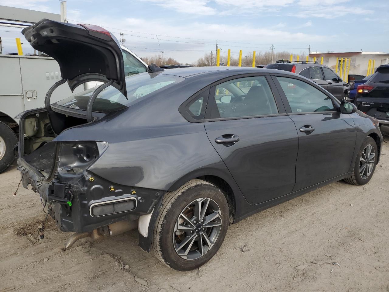 2024 KIA FORTE LX VIN:3KPF24AD4RE779405