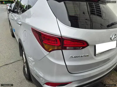 2017 Hyundai Santa FE KMHSW81UDHU736000 VIN:KMHSW81UDHU736000