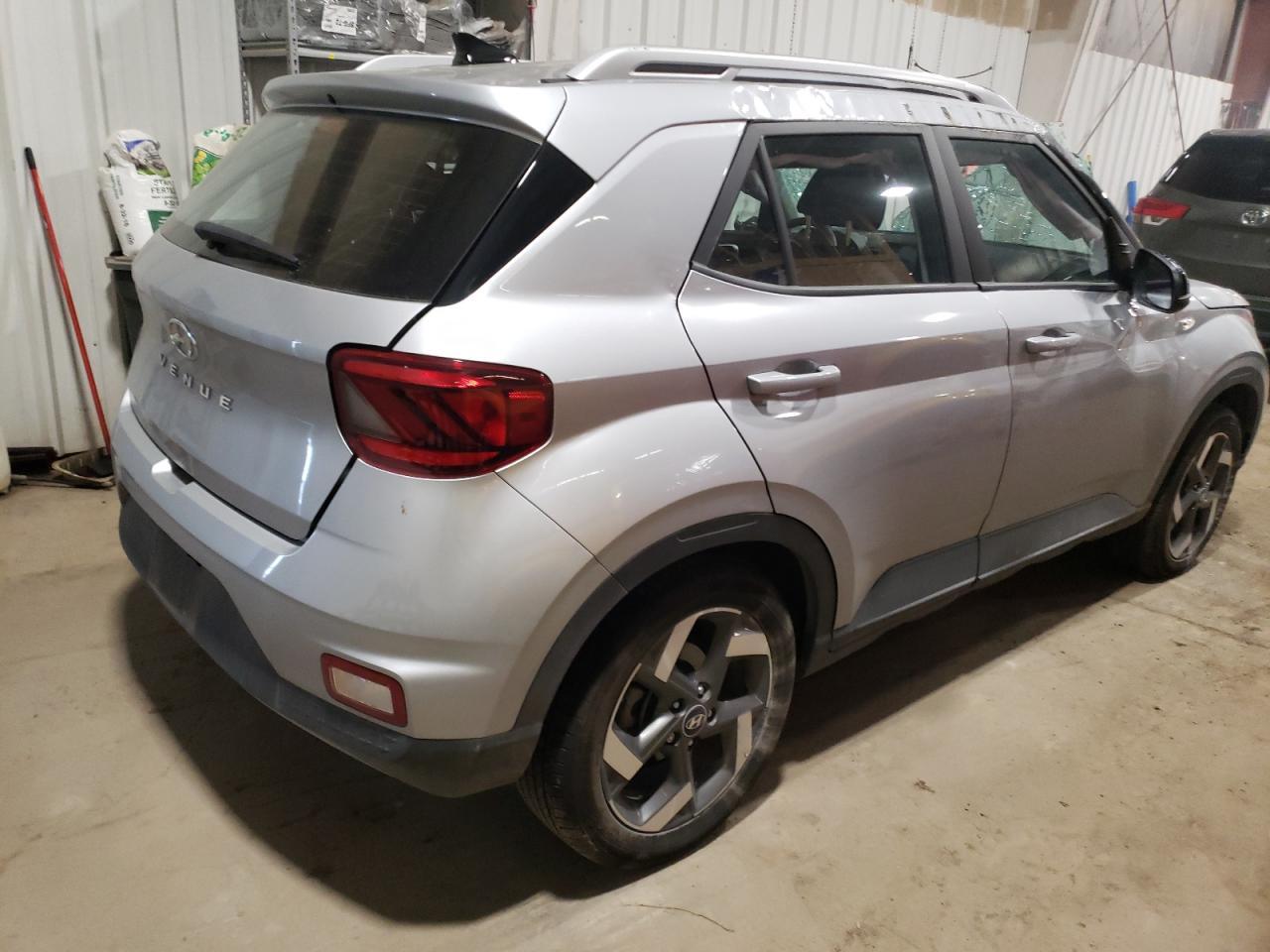 2022 HYUNDAI VENUE SEL VIN:KMHRC8A39NU195016