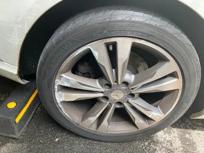 2014 Mercedes-Benz E 300 VIN: