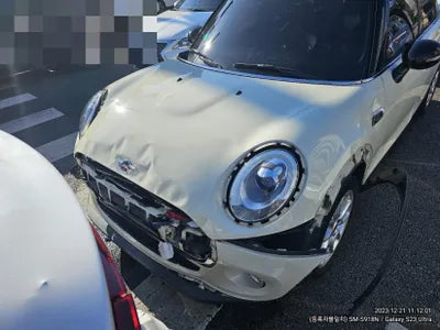 2018 MINI Cooper VIN: