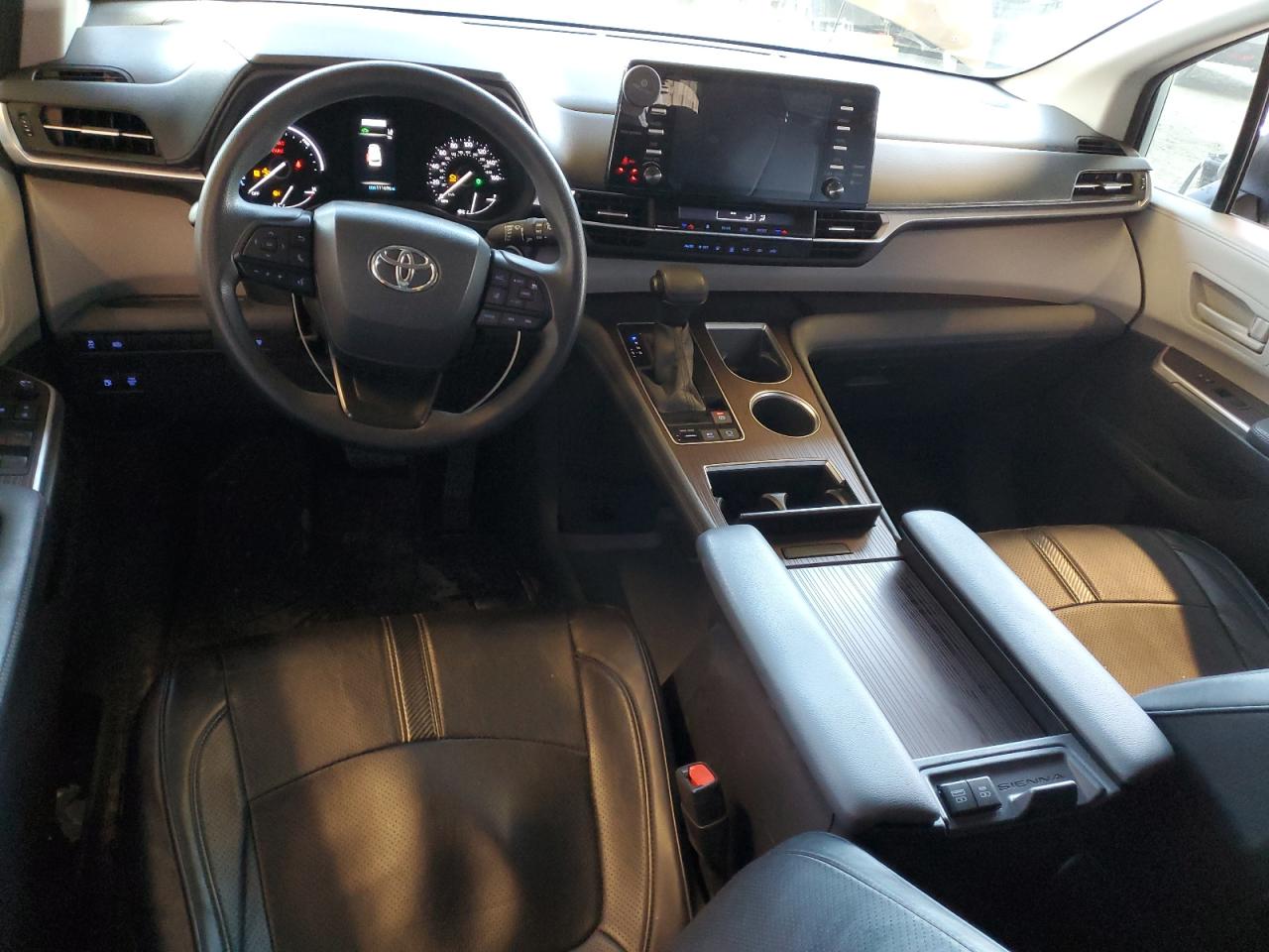 2022 TOYOTA SIENNA LE VIN:5TDKRKEC4NS117355