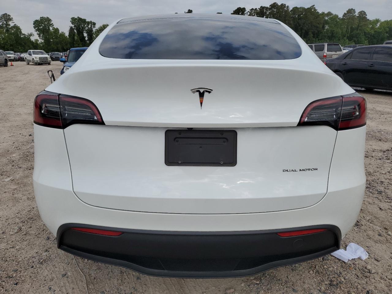 2023 TESLA MODEL Y  VIN:7SAYGDEE0PA080275