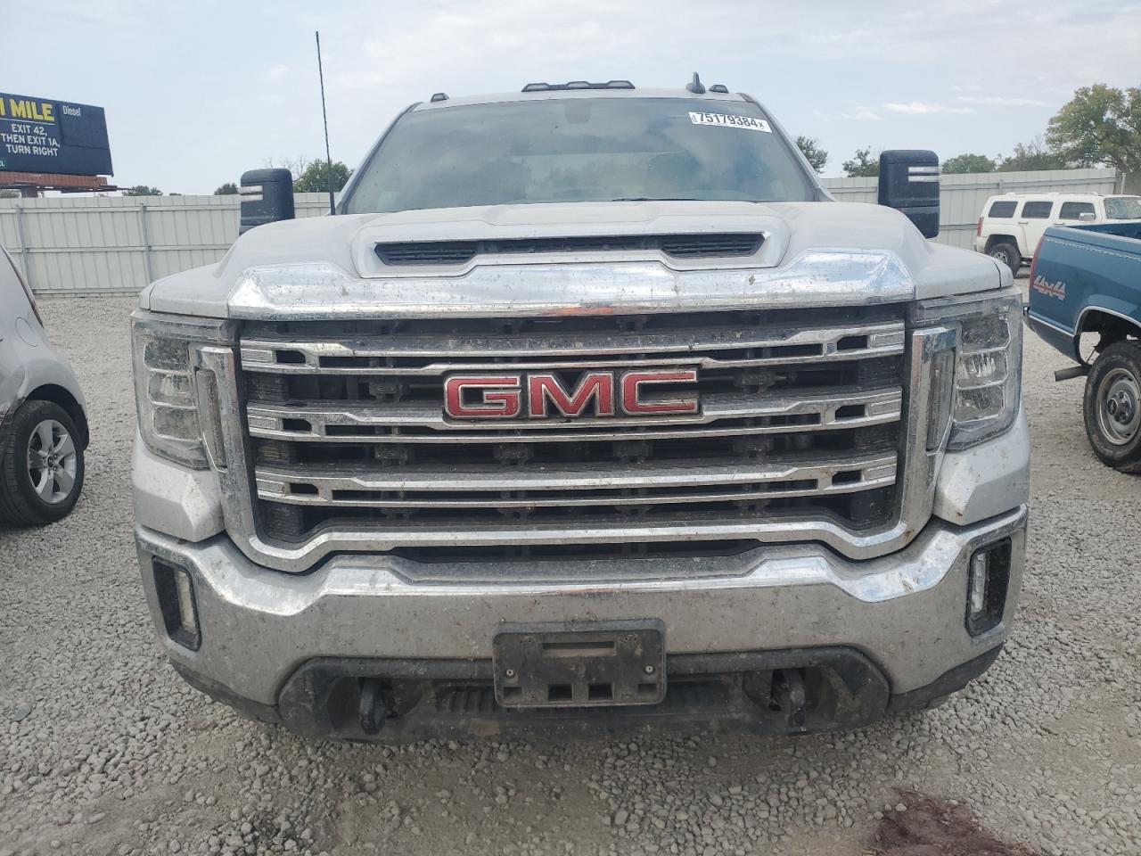 2022 GMC SIERRA K2500 SLE VIN:1GT49ME7XNF111888
