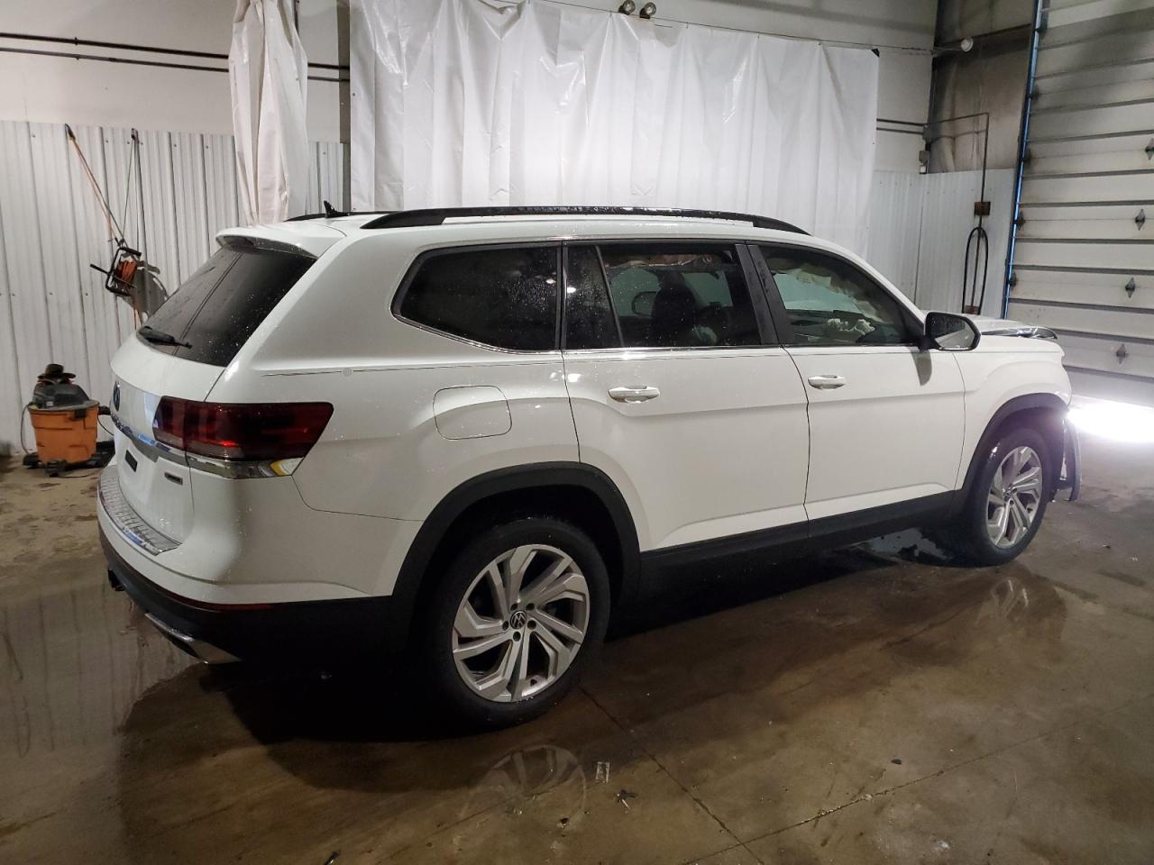2022 VOLKSWAGEN ATLAS SE VIN:1V2HR2CA7NC526302