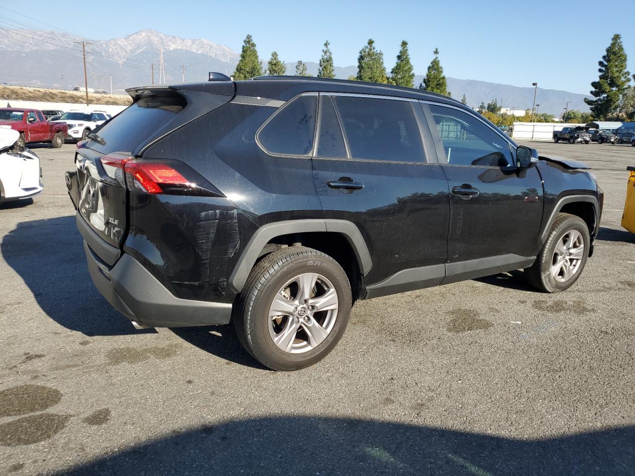 2023 TOYOTA RAV4 XLE VIN:2T3W1RFV9PC226561