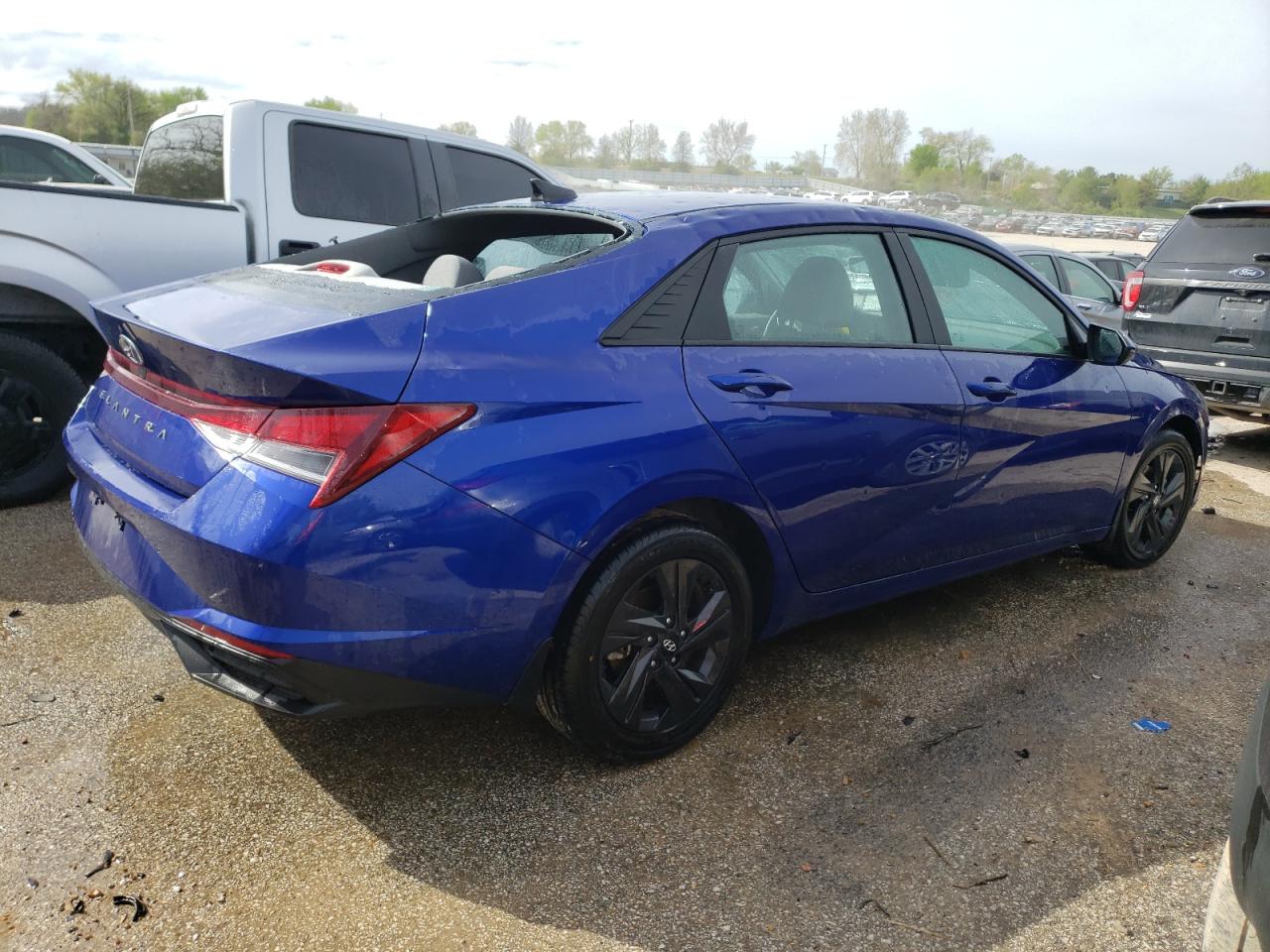 2022 HYUNDAI ELANTRA SEL VIN:KMHLM4AG3NU243947