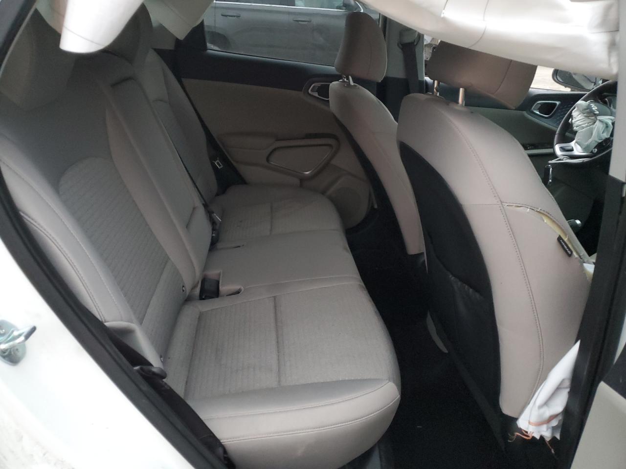 2023 KIA SOUL EX VIN:KNDJ33AU2P7862085