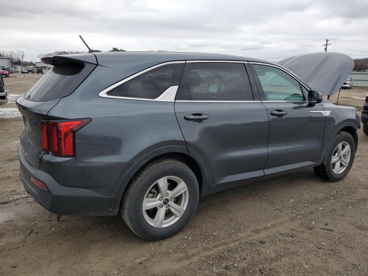 2022 KIA SORENTO LX VIN:5XYRG4LC9NG111566