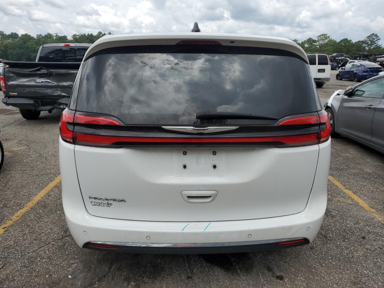 2023 CHRYSLER PACIFICA TOURING L VIN:2C4RC1BG4PR505215