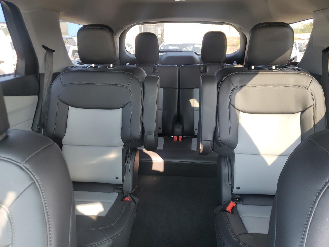 2024 FORD EXPLORER XLT VIN:1FMSK8DH8RGA56771