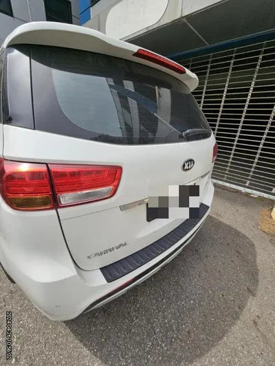 2015 Kia Carnival VIN: