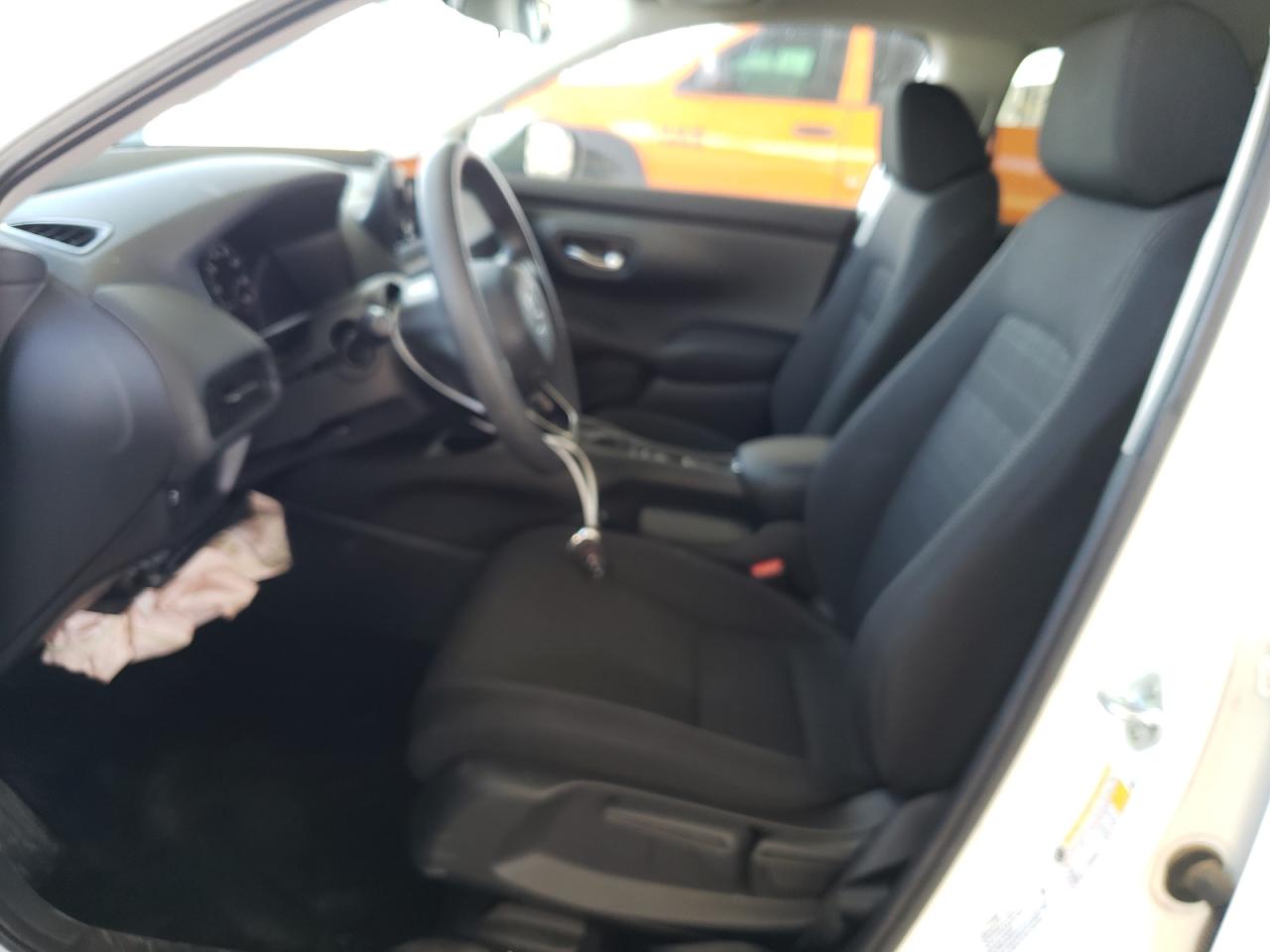 2023 HONDA HR-V LX VIN:3CZRZ1H35PM707940