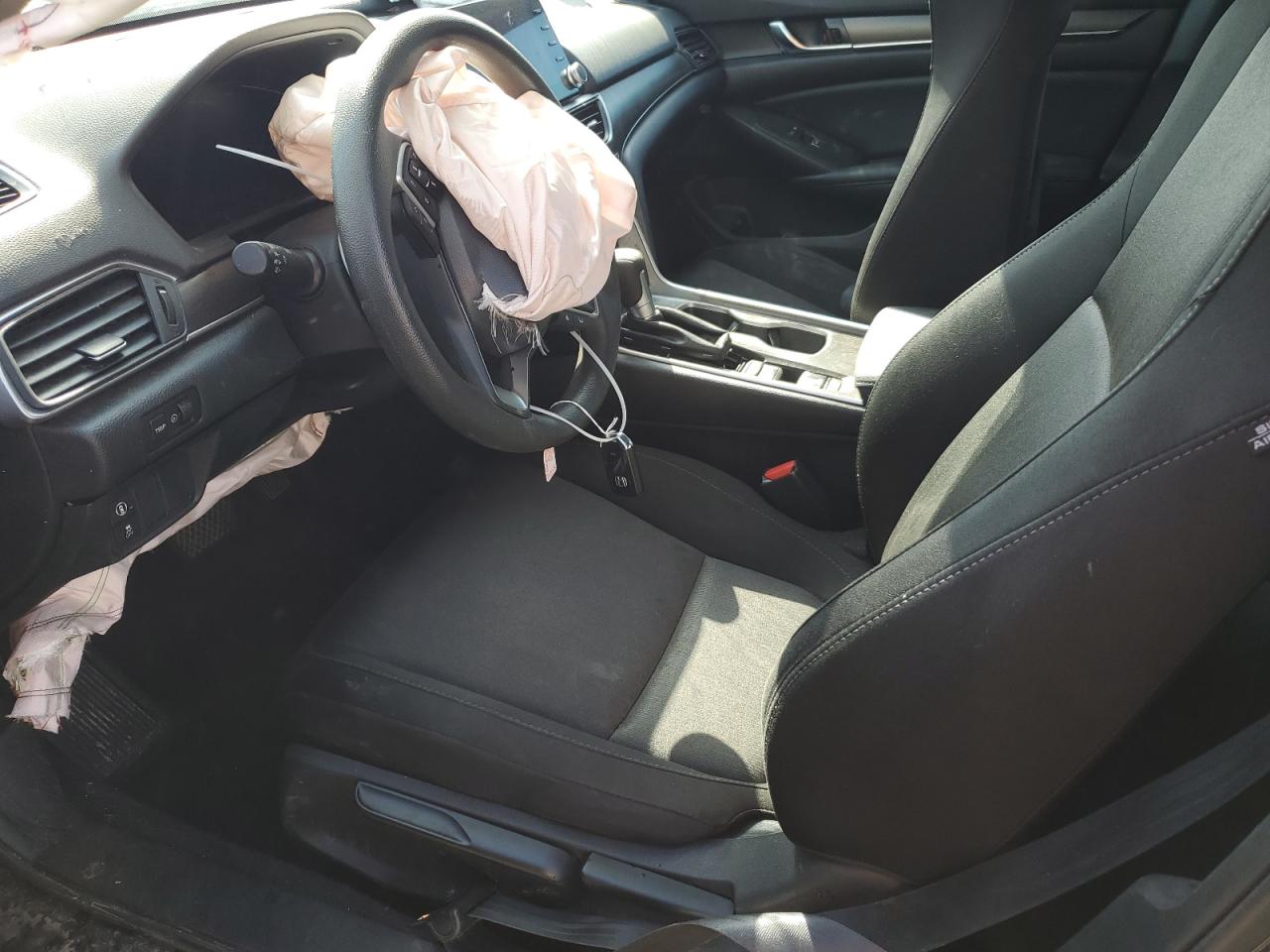 2022 HONDA ACCORD LX VIN:1HGCV1F19NA068210
