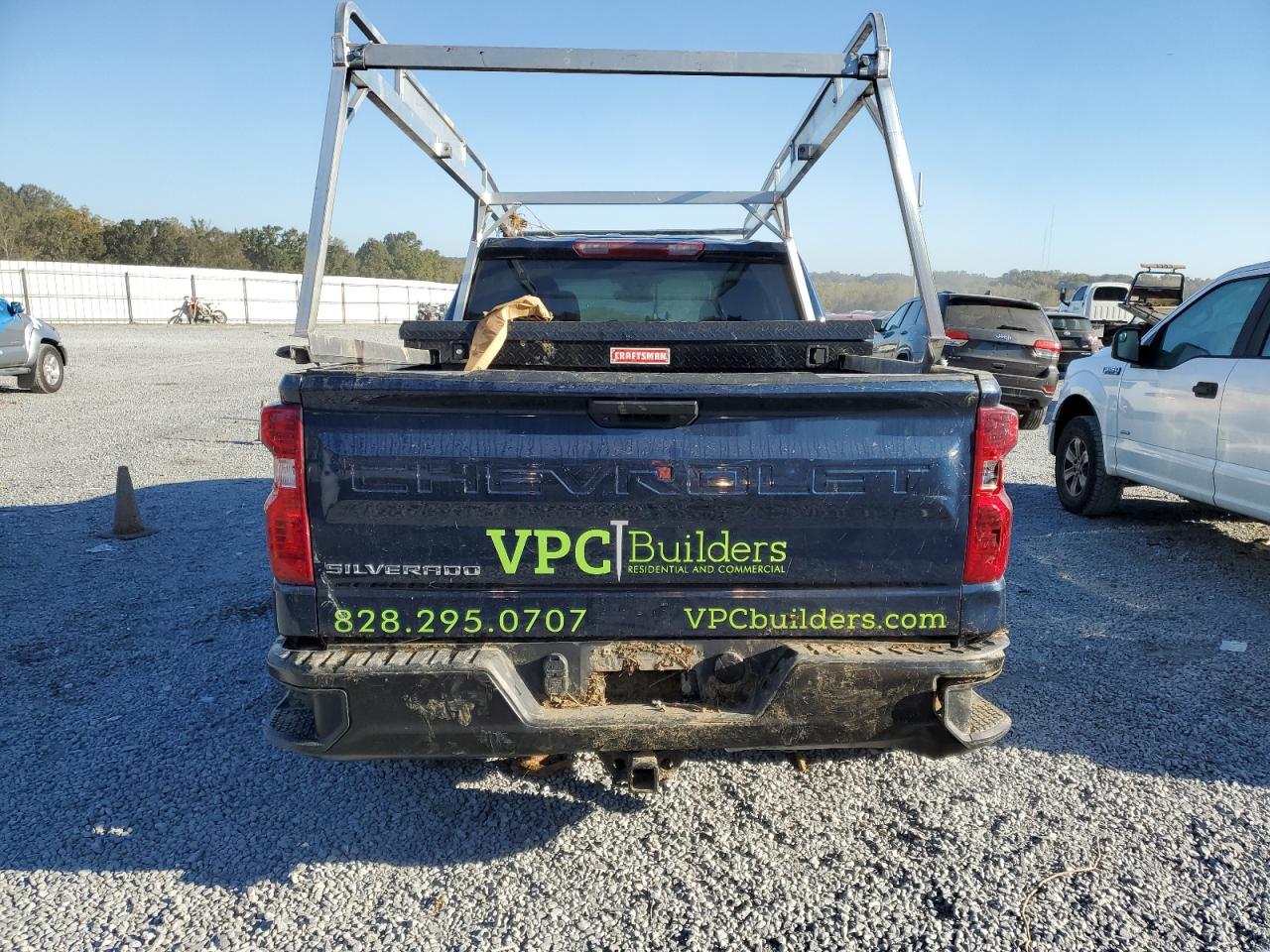 2022 CHEVROLET SILVERADO K1500 VIN:1GCRDAEK5NZ641885