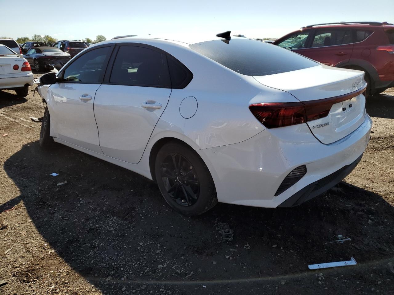 2022 KIA FORTE FE VIN:3KPF24AD2NE503055
