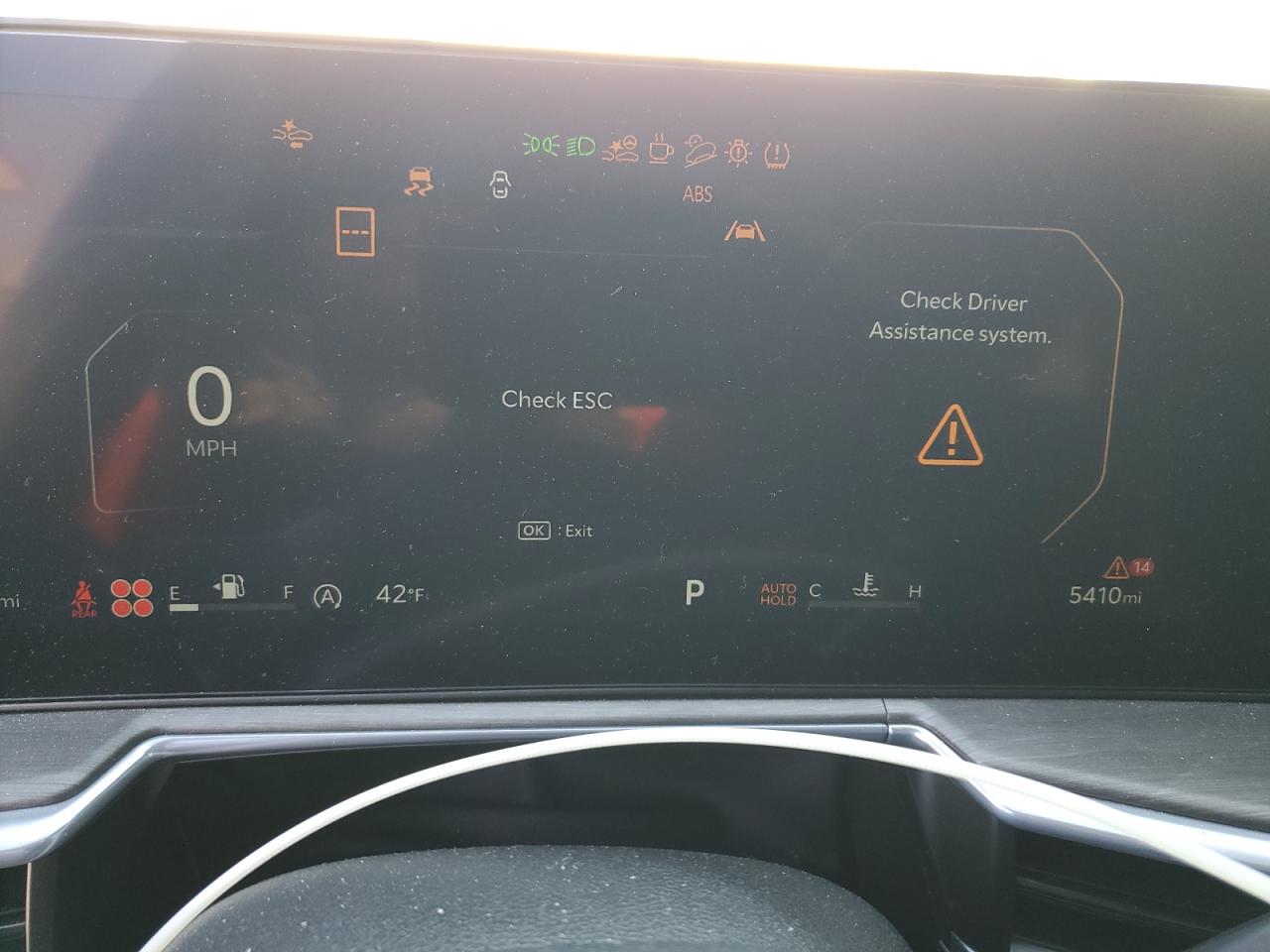 2024 KIA SORENTO SX VIN:5XYRKDJFXRG302320