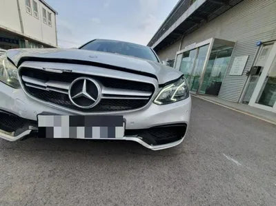 2016 Mercedes-Benz E 220 VIN: