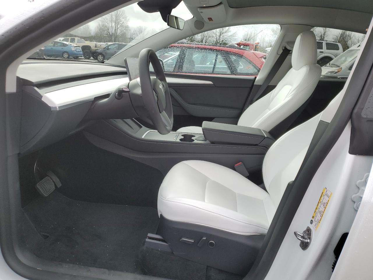 2024 TESLA MODEL Y  VIN:7SAYGDEE5RF115706
