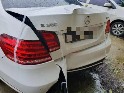 2015 Mercedes-Benz E 300 VIN: