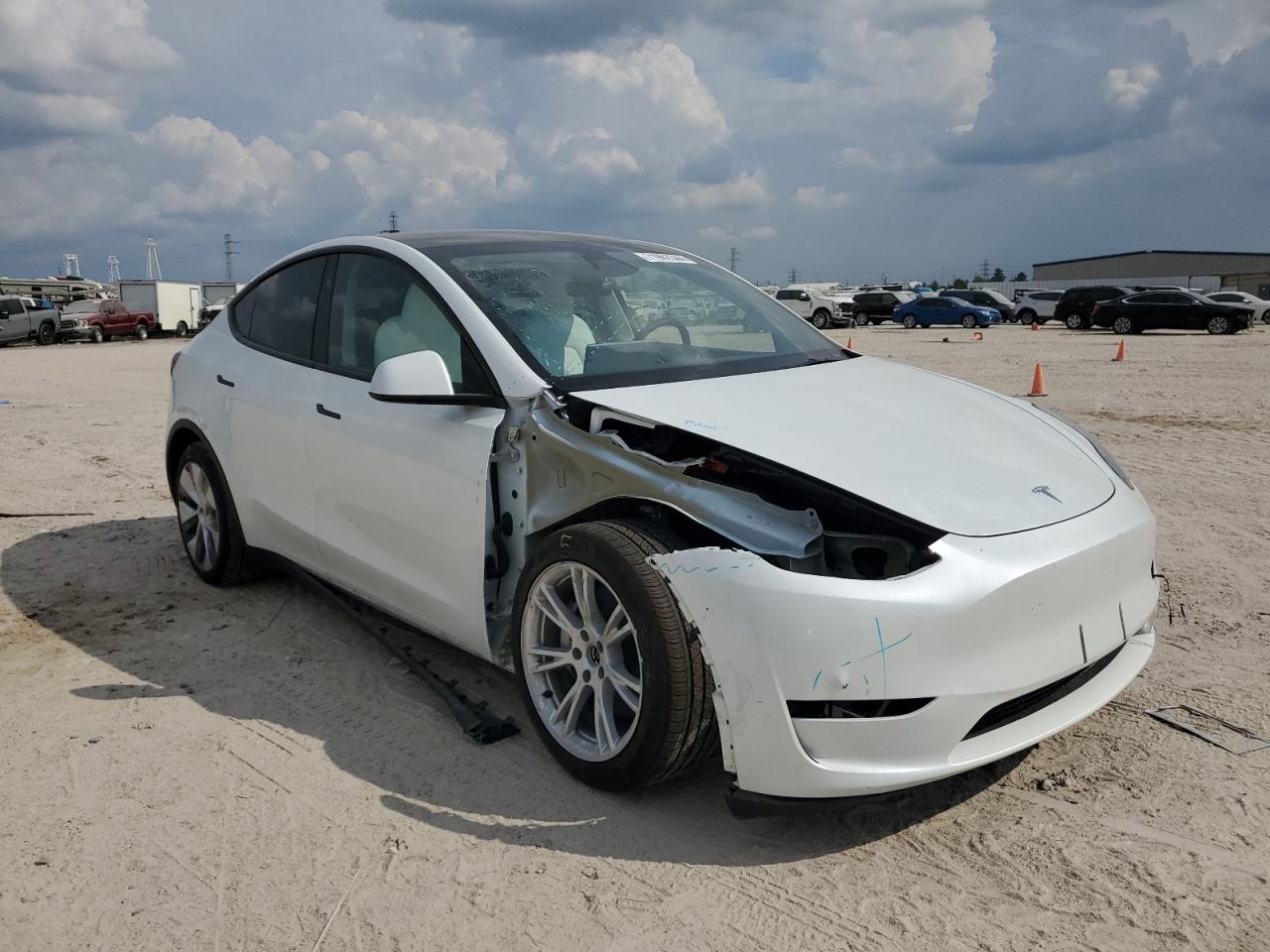 2023 TESLA MODEL Y  VIN:7SAYGDEE0PA147912