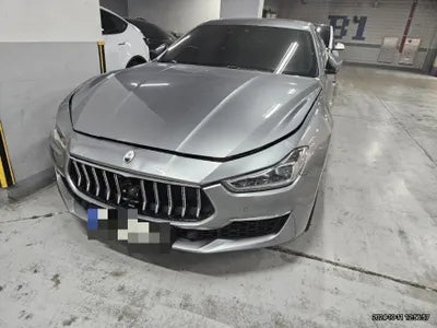 2022 maserati gibli gt VIN: