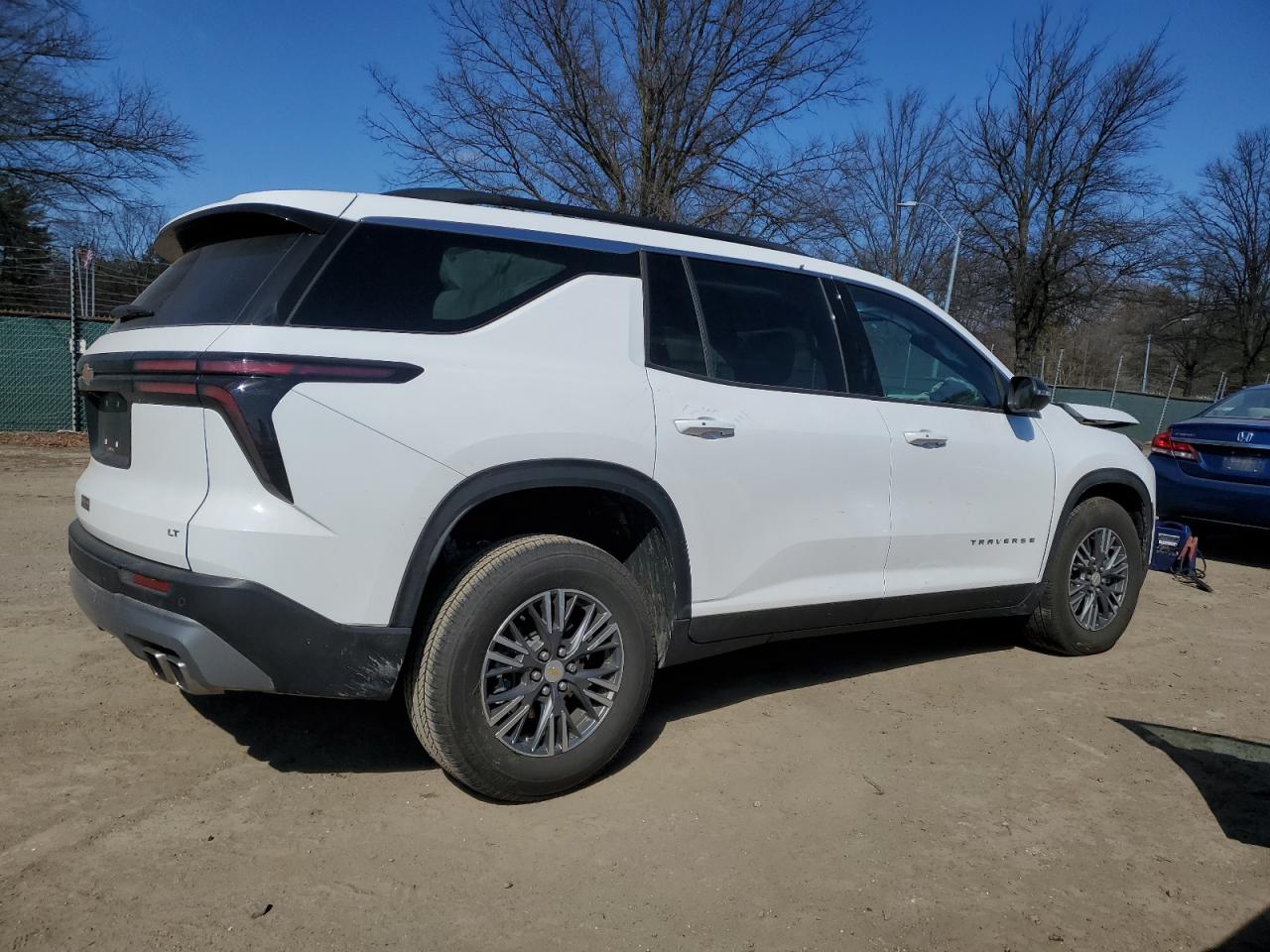 2024 CHEVROLET TRAVERSE LT VIN:1GNERGKS5RJ143270