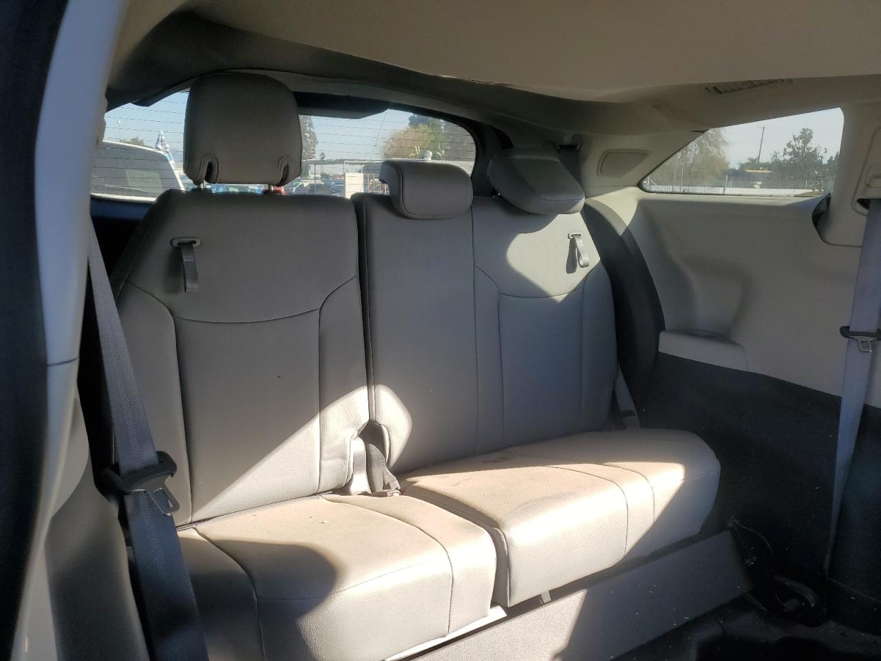 2023 TOYOTA SIENNA XLE VIN:5TDJRKEC8PS172020