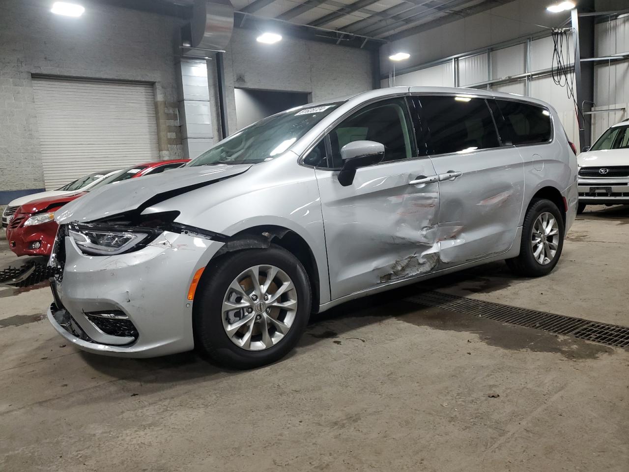 2023 CHRYSLER PACIFICA TOURING L VIN:2C4RC3BG9PR600221