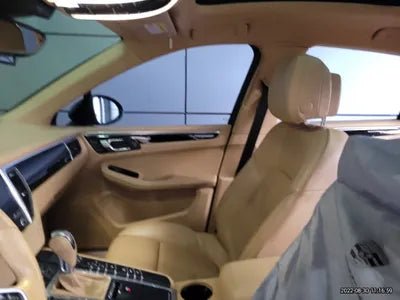 2017 Porsche Macan VIN: