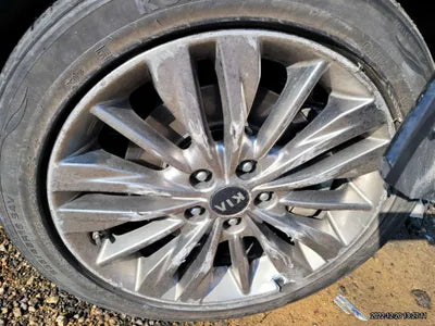 2019 Kia K5 KNAGU411BKA327871 VIN:KNAGU411BKA327871