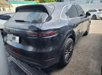 2019 Porsche Cayenne VIN: