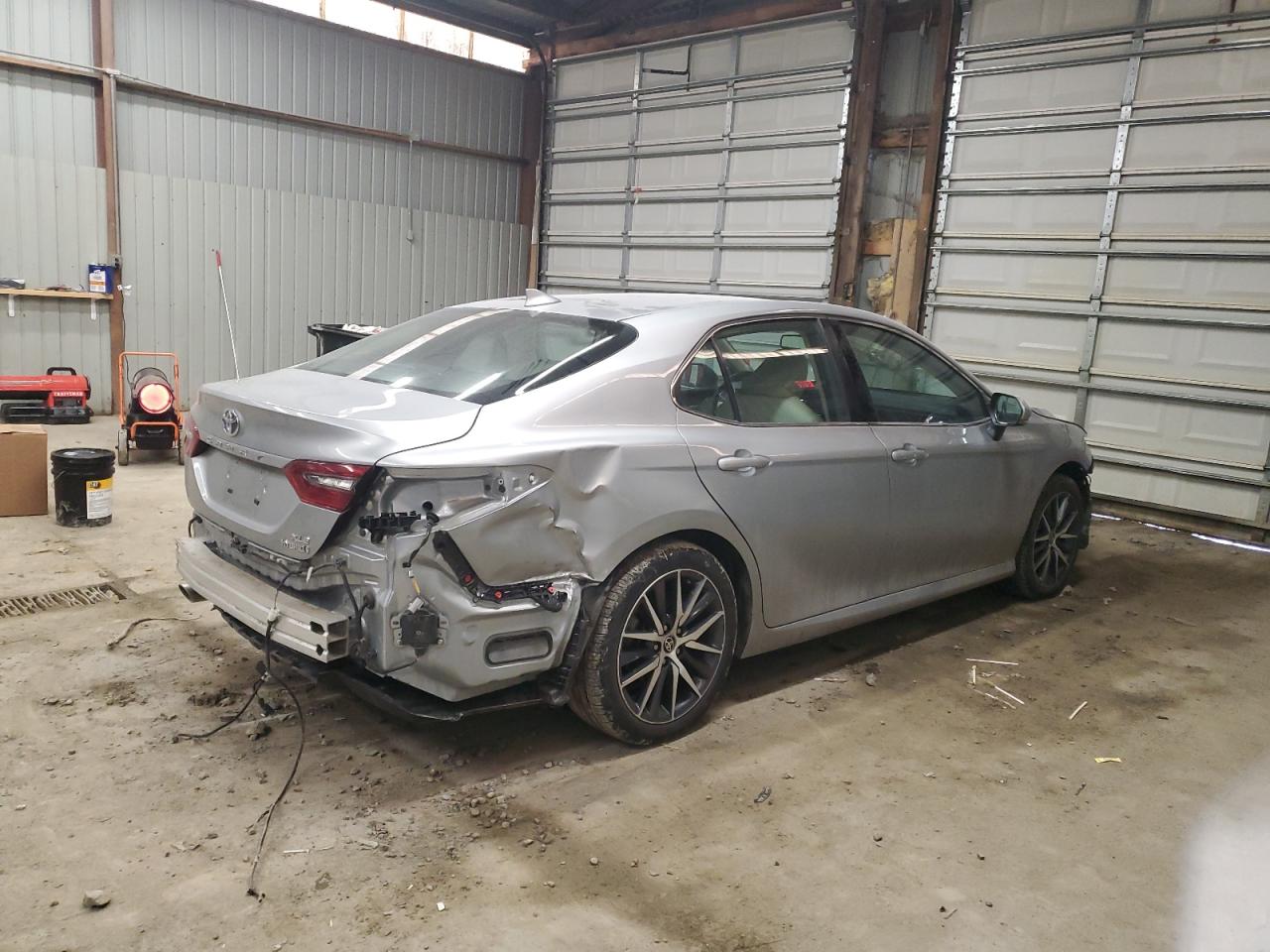 2022 TOYOTA CAMRY XLE VIN:4T1F31AK2NU041183