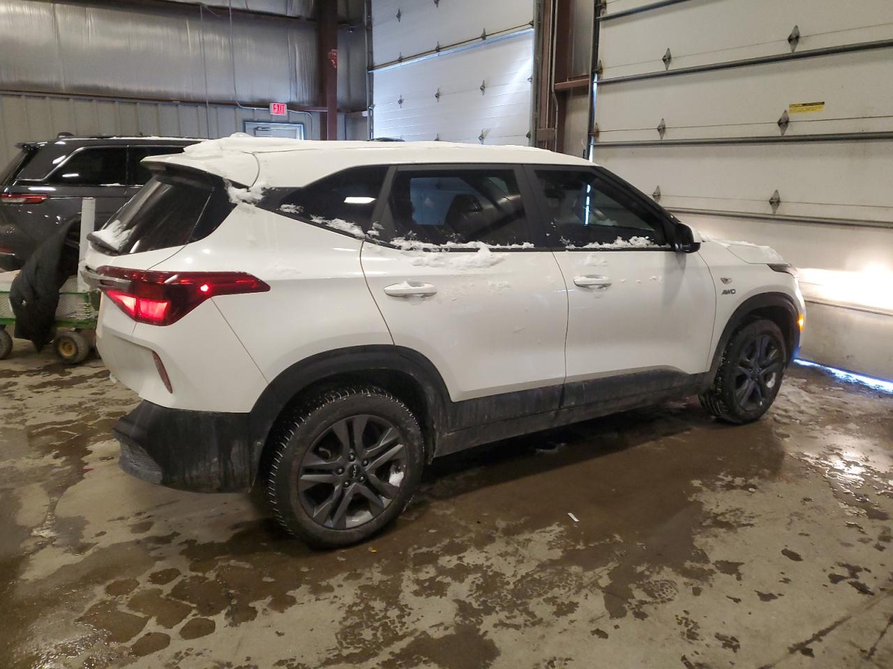 2022 KIA SELTOS LX VIN:KNDEPCAA1N7337494