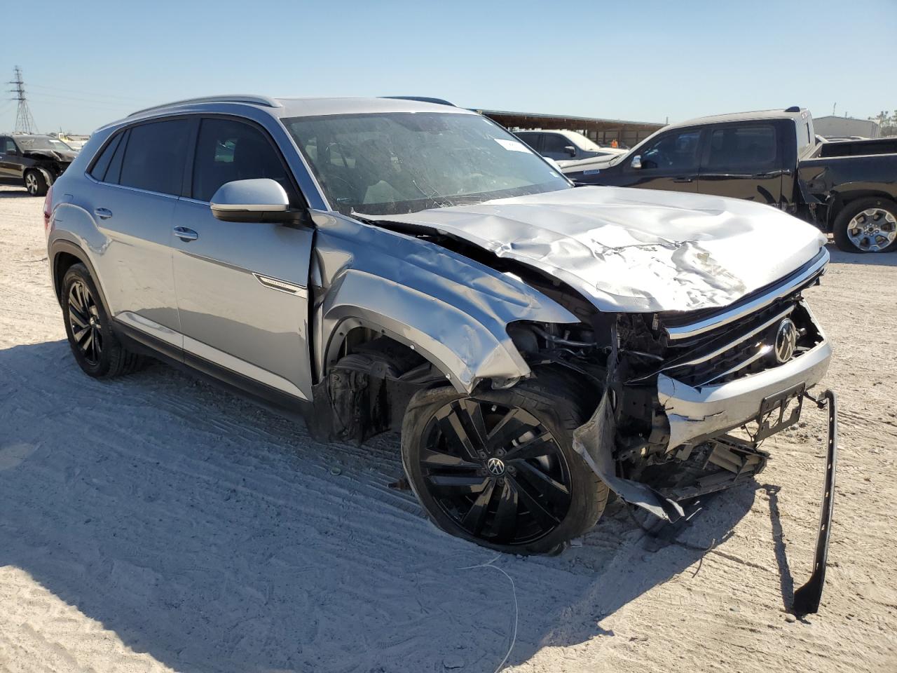 2022 VOLKSWAGEN ATLAS CROSS SPORT SE VIN:1V2JC2CA9NC230068