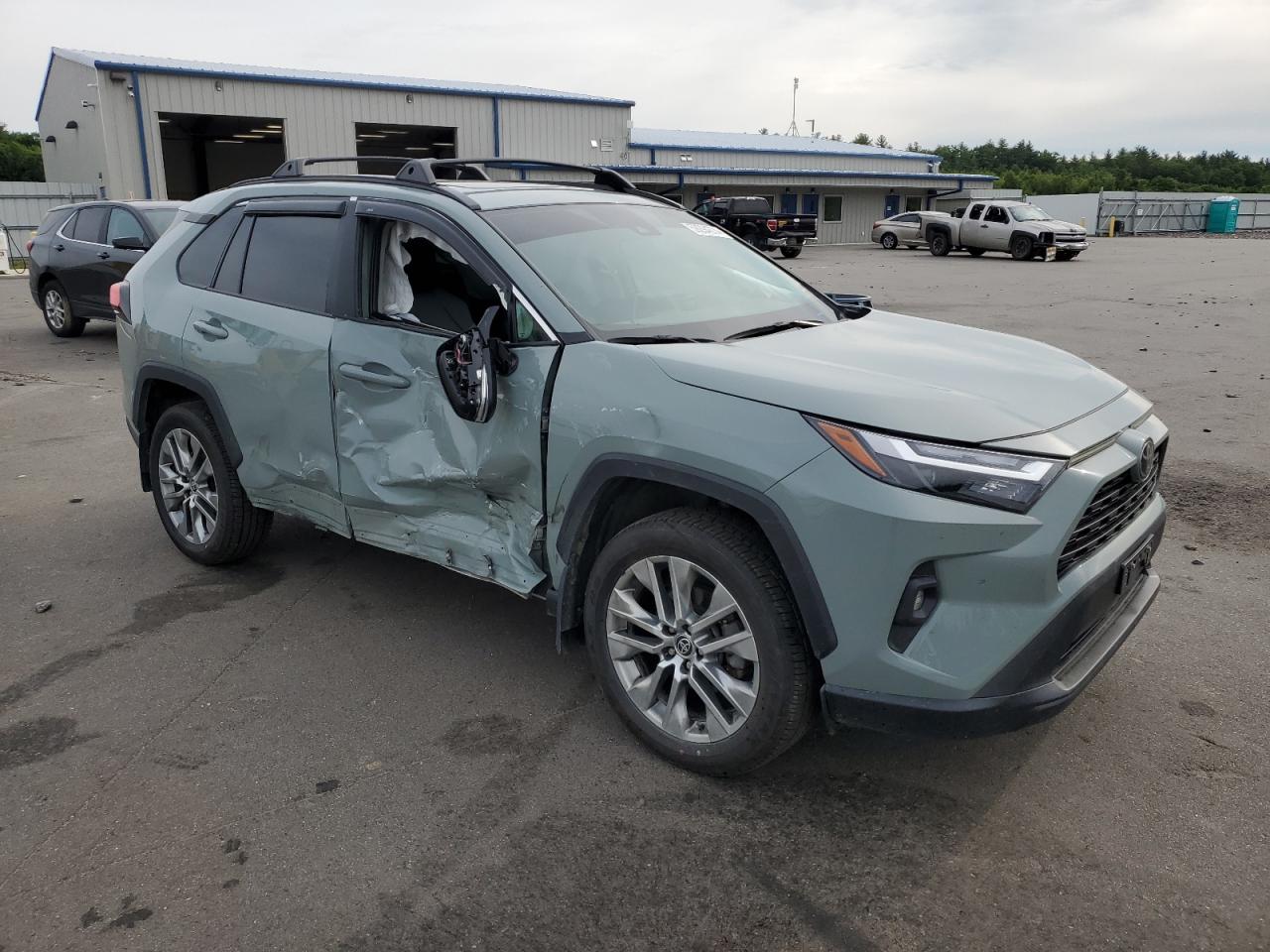 2022 TOYOTA RAV4 XLE PREMIUM VIN:2T3A1RFV6NW282639