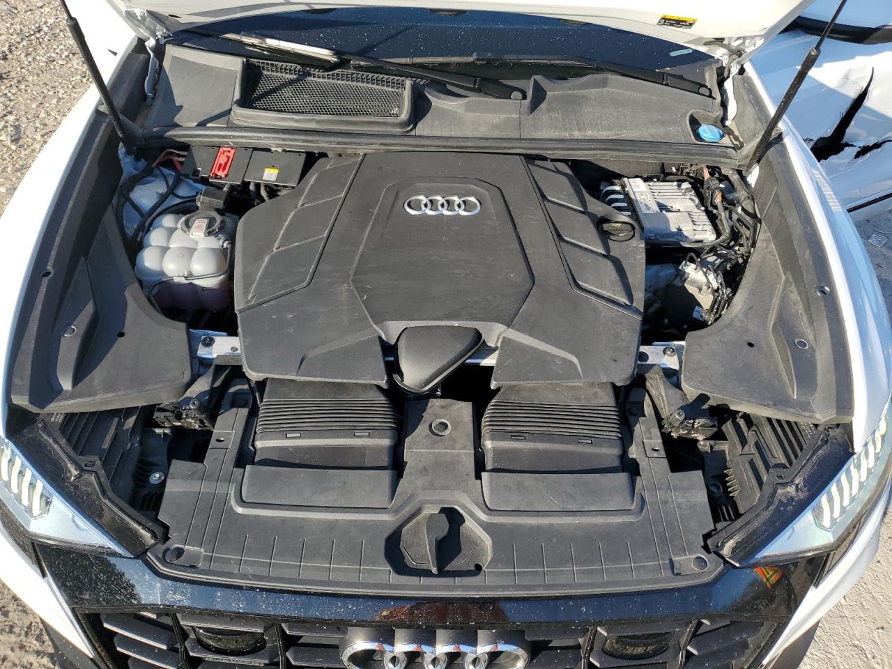 2022 AUDI Q8 PREMIUM PLUS S-LINE VIN:WA1EVBF16ND010075