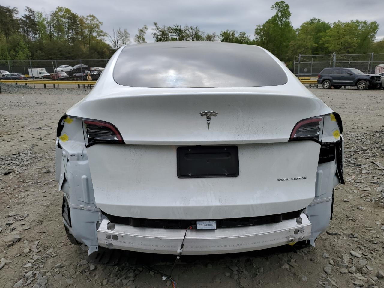 2023 TESLA MODEL Y  VIN:7SAYGDEE9PA103777