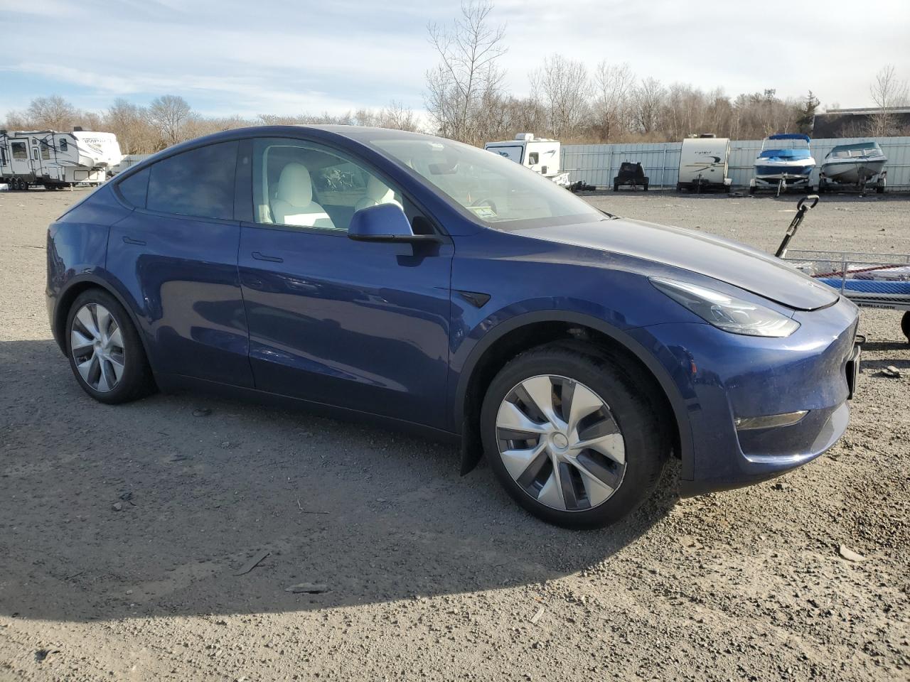 2024 TESLA MODEL Y  VIN:7SAYGDEE2RA217445