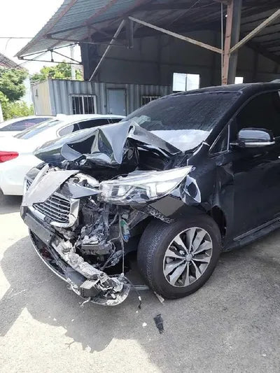 2017 Kia Carnival VIN: