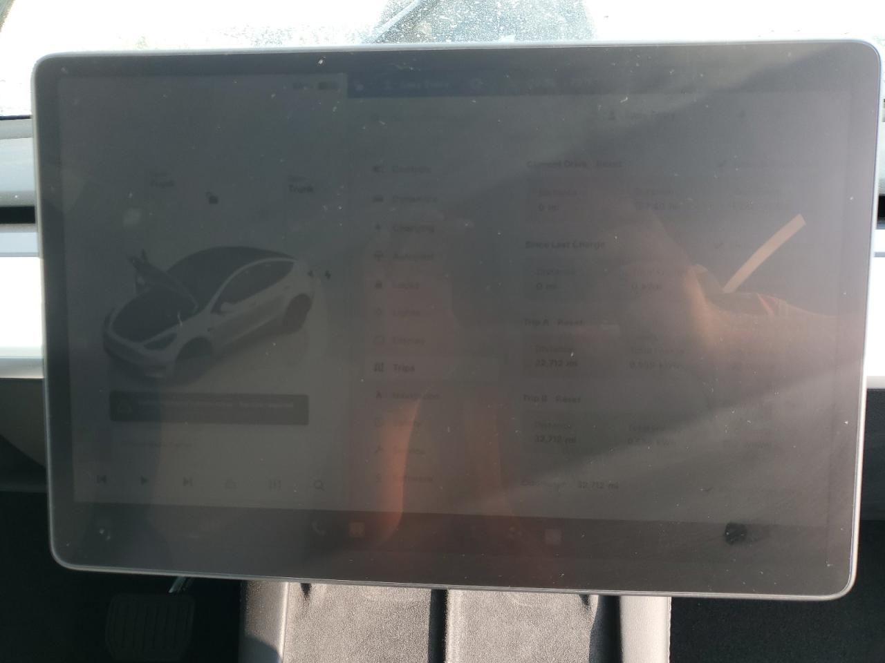 2022 TESLA MODEL Y  VIN:7SAYGAEE0NF521885