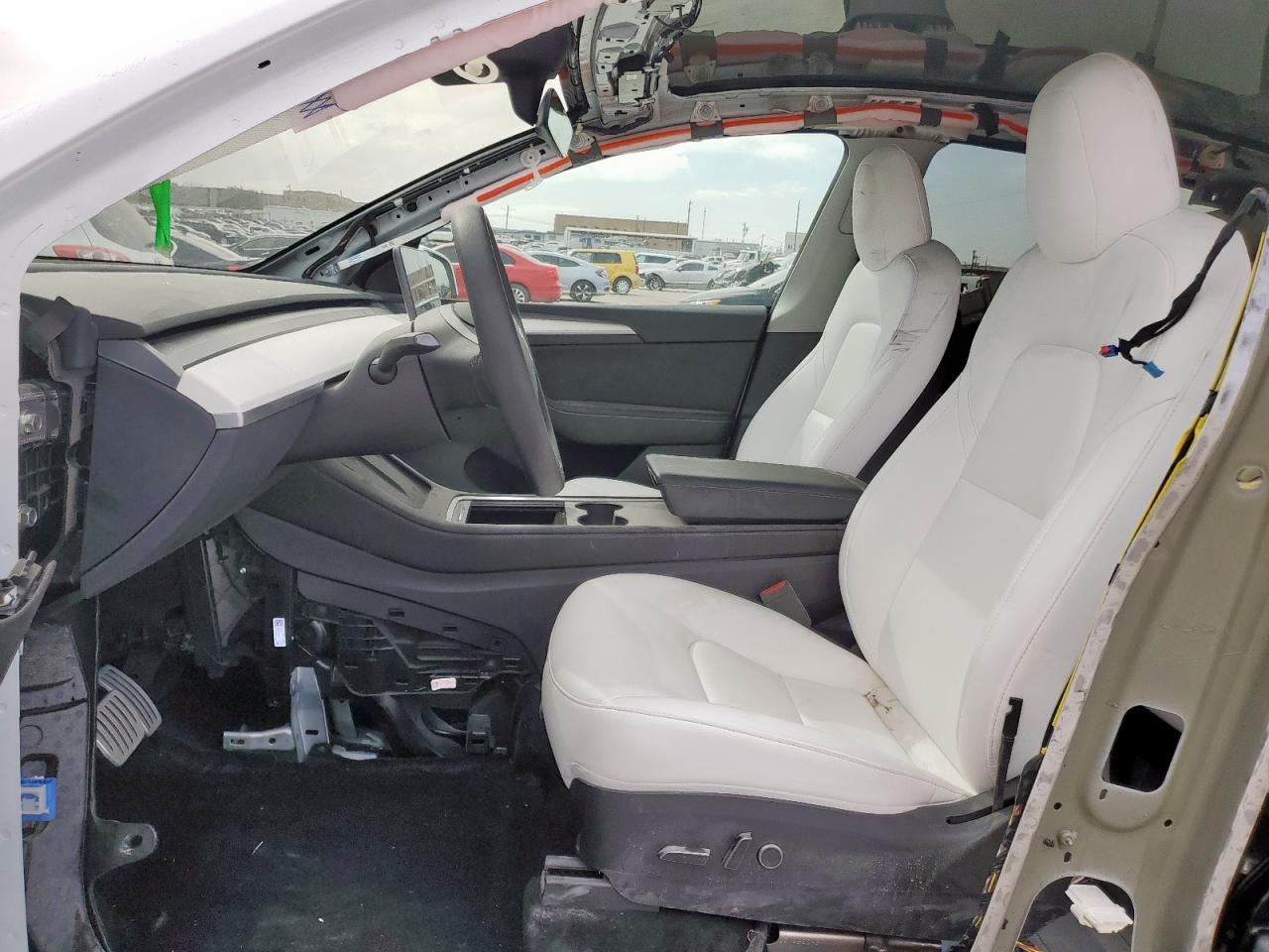 2023 TESLA MODEL Y  VIN:7SAYGDEF6PF590688