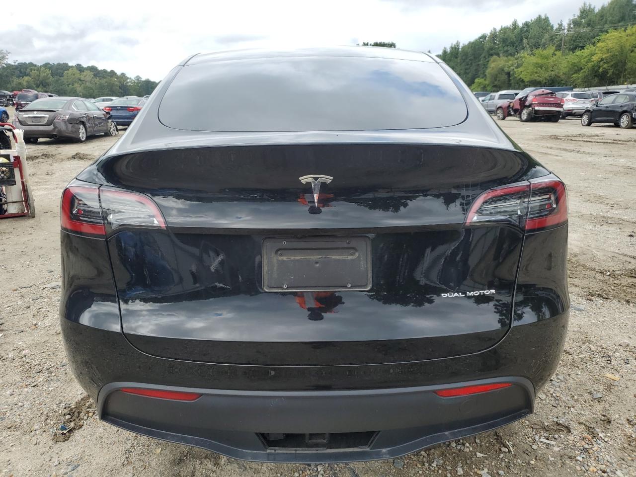 2023 TESLA MODEL Y  VIN:7SAYGDEE6PF868934