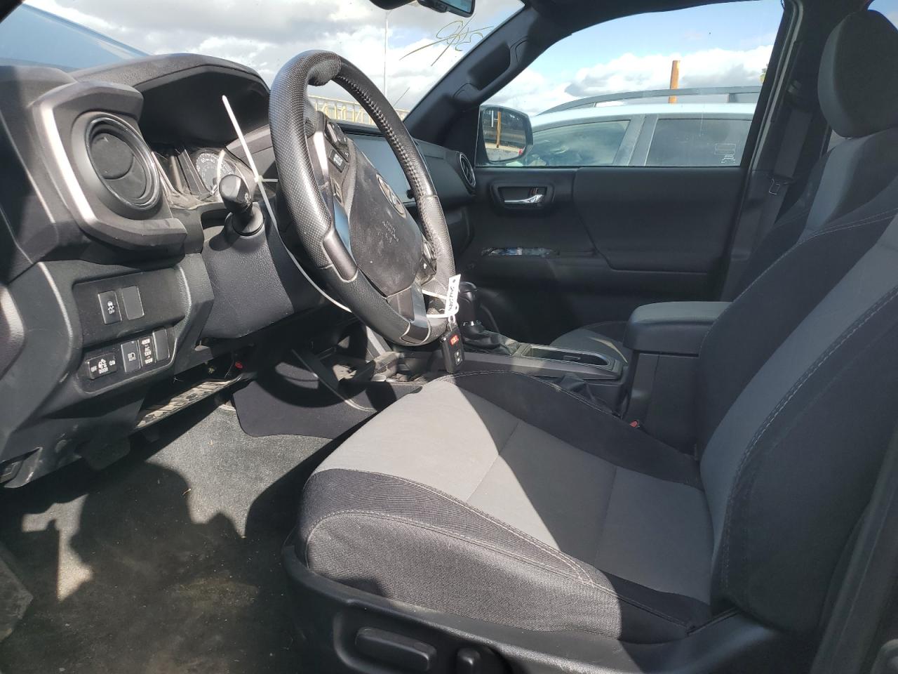 2022 TOYOTA TACOMA DOUBLE CAB VIN:3TMCZ5AN0NM475548