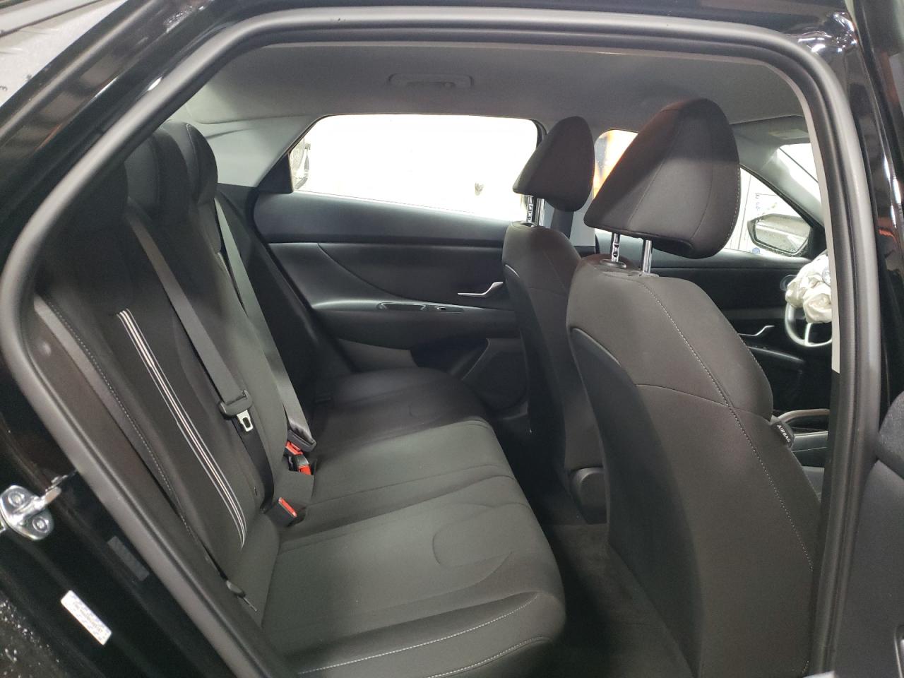2023 HYUNDAI ELANTRA SEL VIN:KMHLM4AG9PU465167