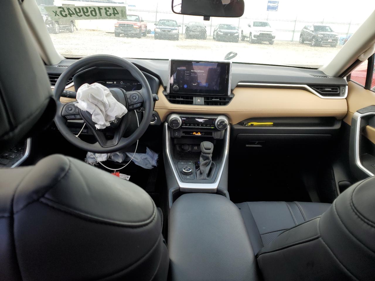 2024 TOYOTA RAV4 XLE VIN:JTMRWRFV8RD238892