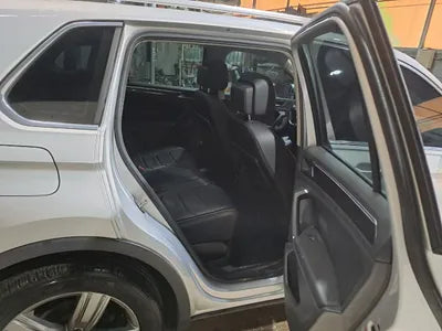 2018 Volkswagen Tiguan WVGZZZ5NZJW927894 VIN:WVGZZZ5NZJW927894