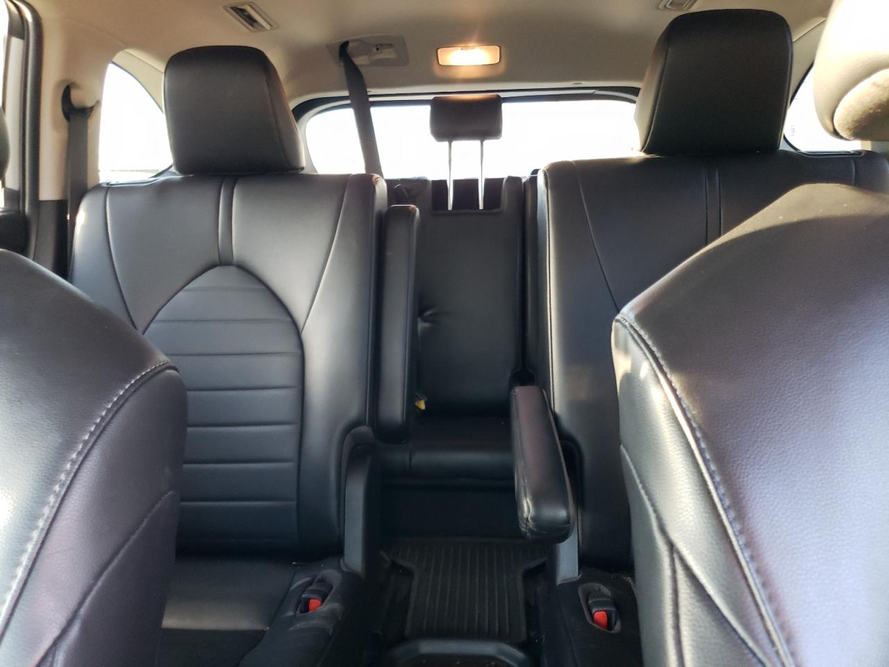 2022 TOYOTA HIGHLANDER XLE VIN:5TDHZRBH5NS181892